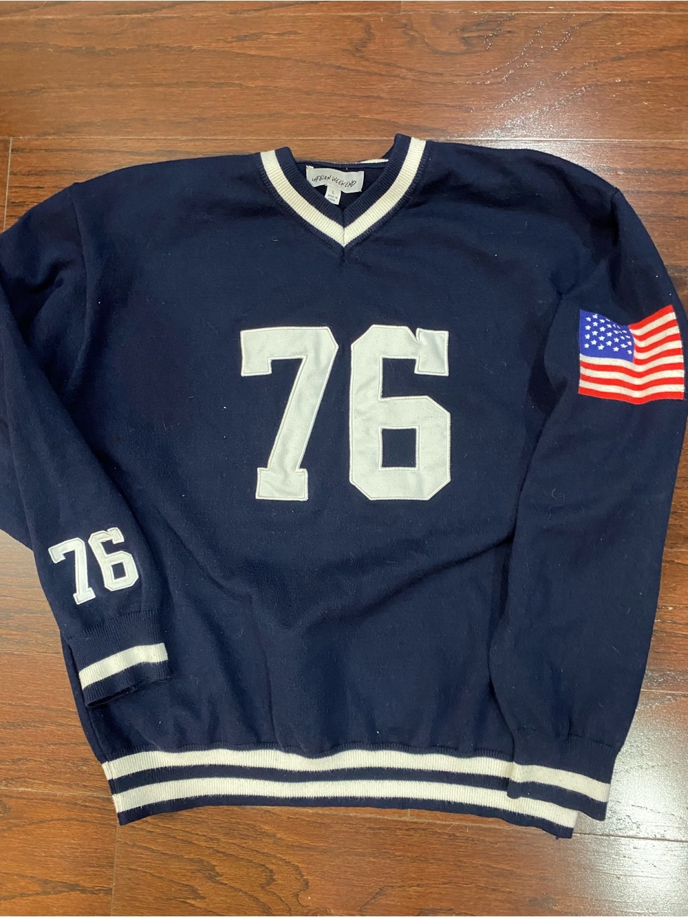 Women’s  Navy '76 V-Neck Sweater  American Flag Patriotic 4th of July USA  L